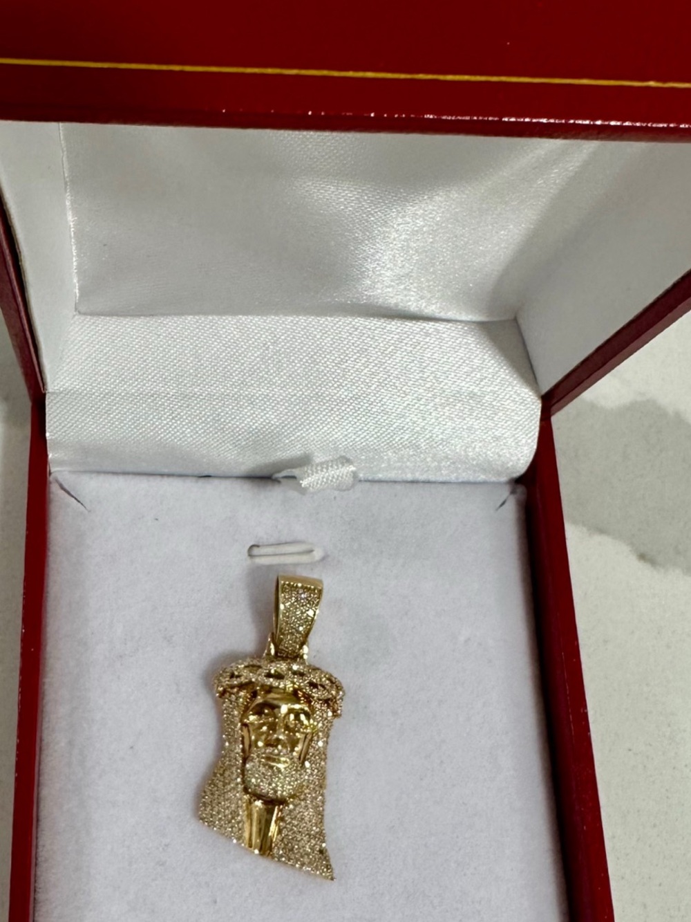 10K Gold Diamond Jesus Head Pendant - Gold